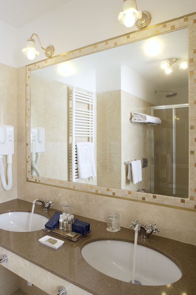 Family Studio Suite - Photo 6
