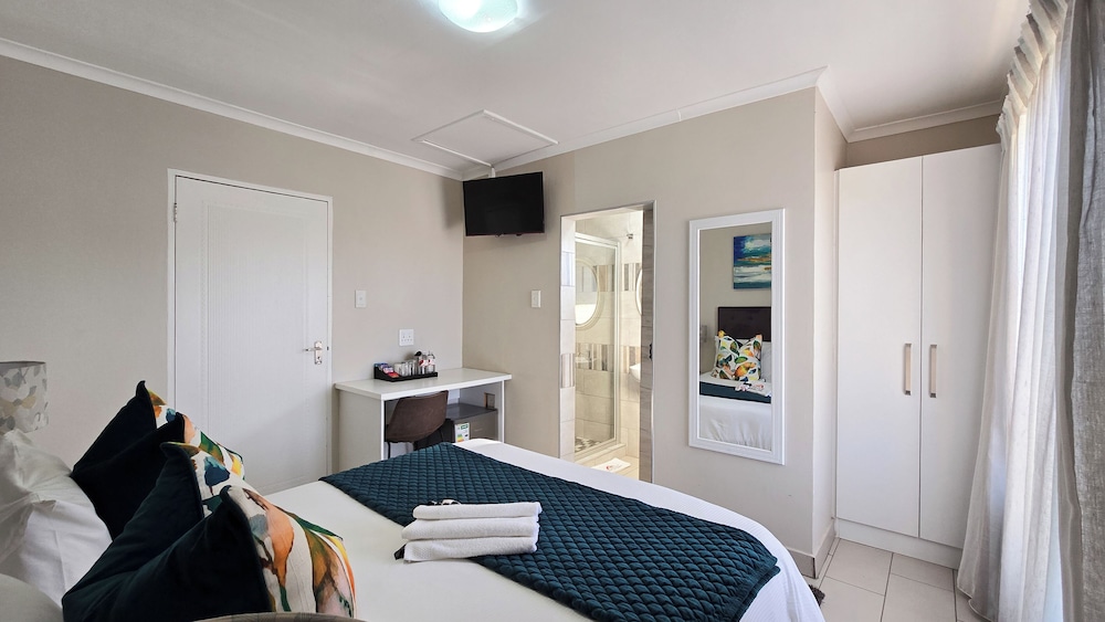 Deluxe Double Room photo 3