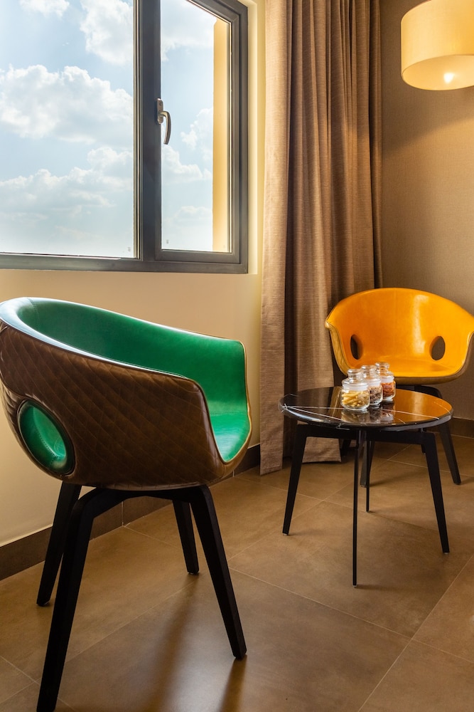Deluxe Room, Non Smoking - Photo 3