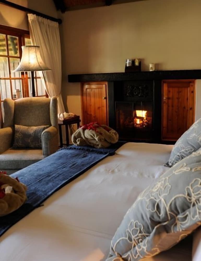 Deluxe Room, 1 King Bed, River View - Photo 6