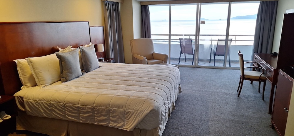 Presidential Suite photo 1