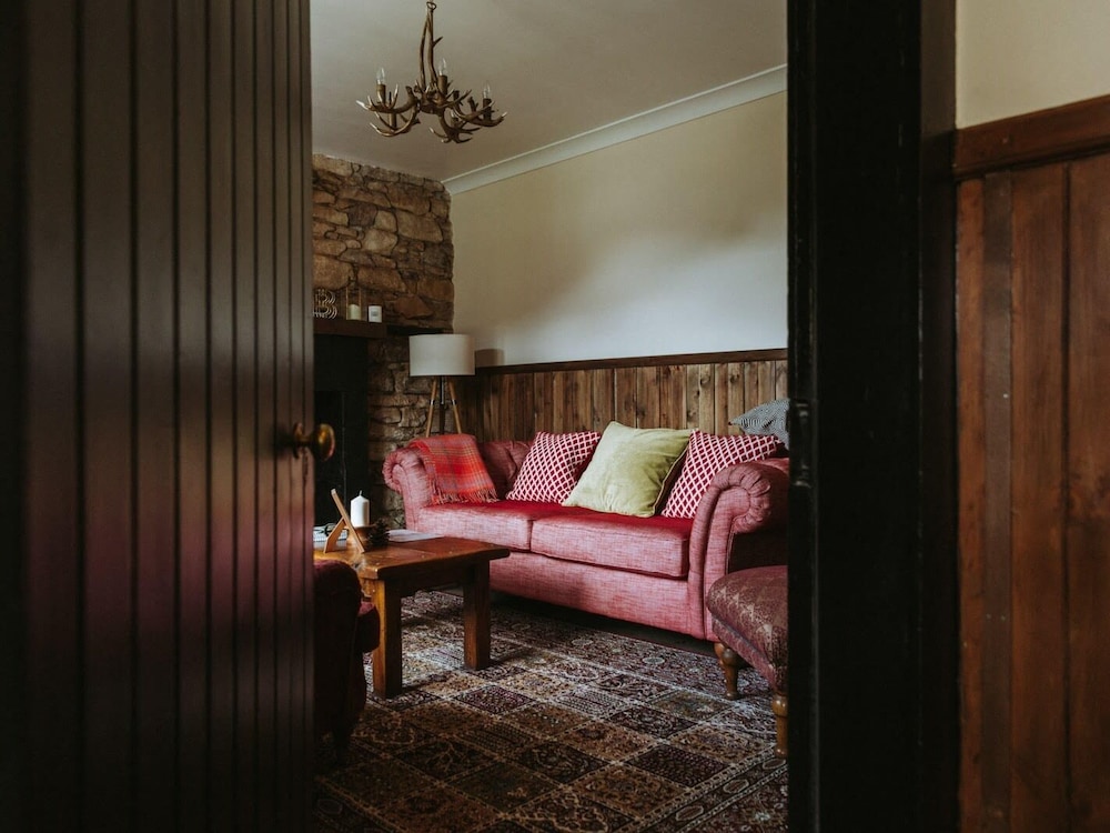 Deluxe Double Room, Ensuite, Mountain View (Room 1) photo 2