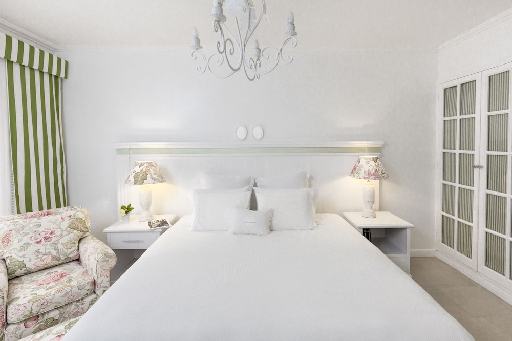Executive Double or Twin Room - Photo 9