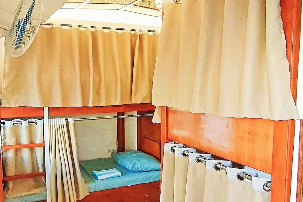 Male Shared Dorm