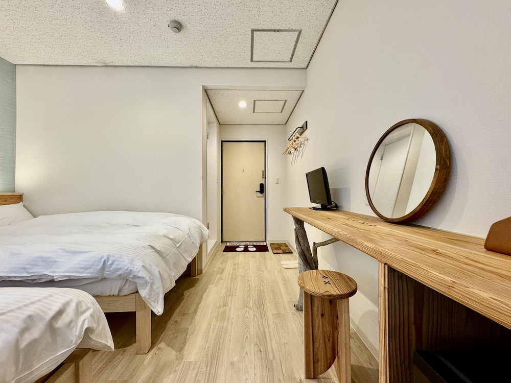 Standard Twin Room photo 3