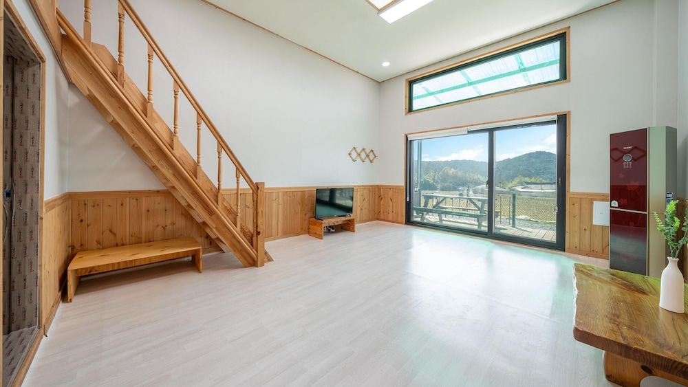Basic Room, 1 Bedroom (B)