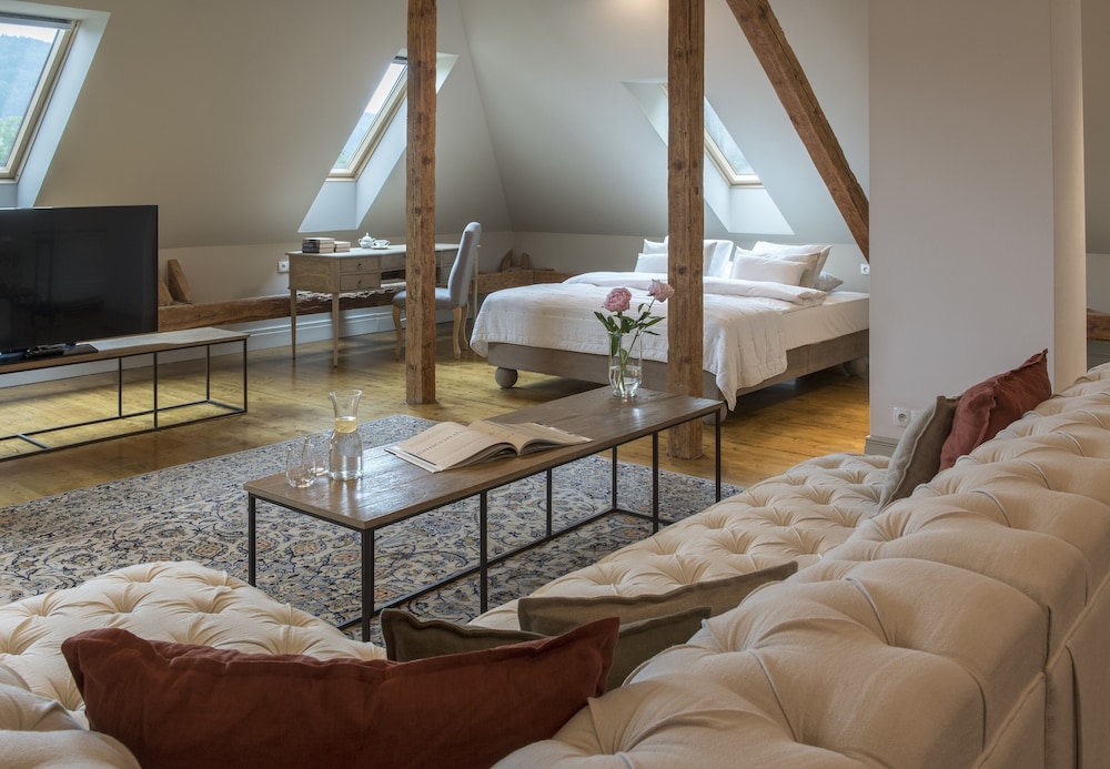 Deluxe Loft