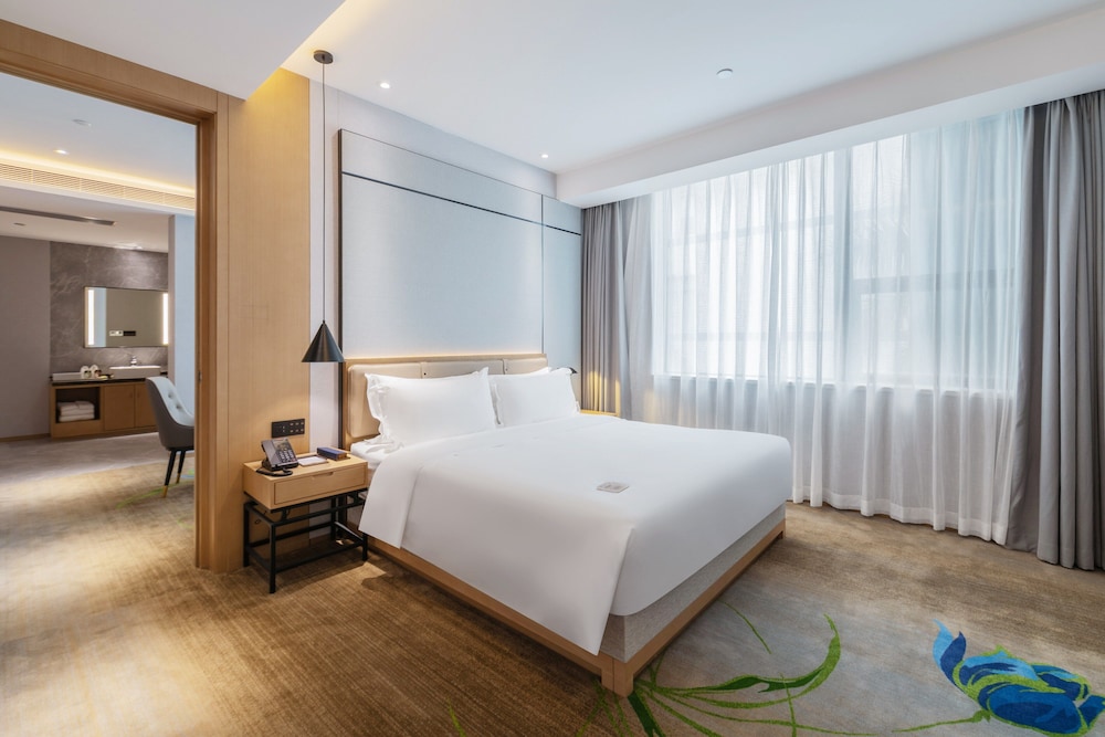 Executive Studio Suite