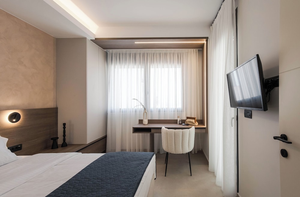 Junior Suite, City View