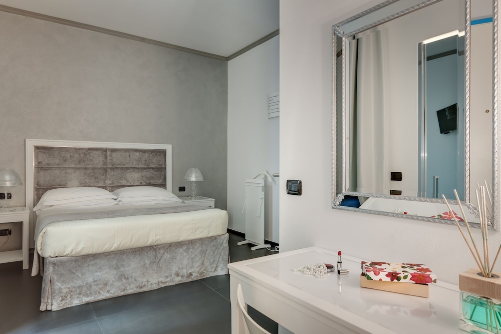 Prestige Room