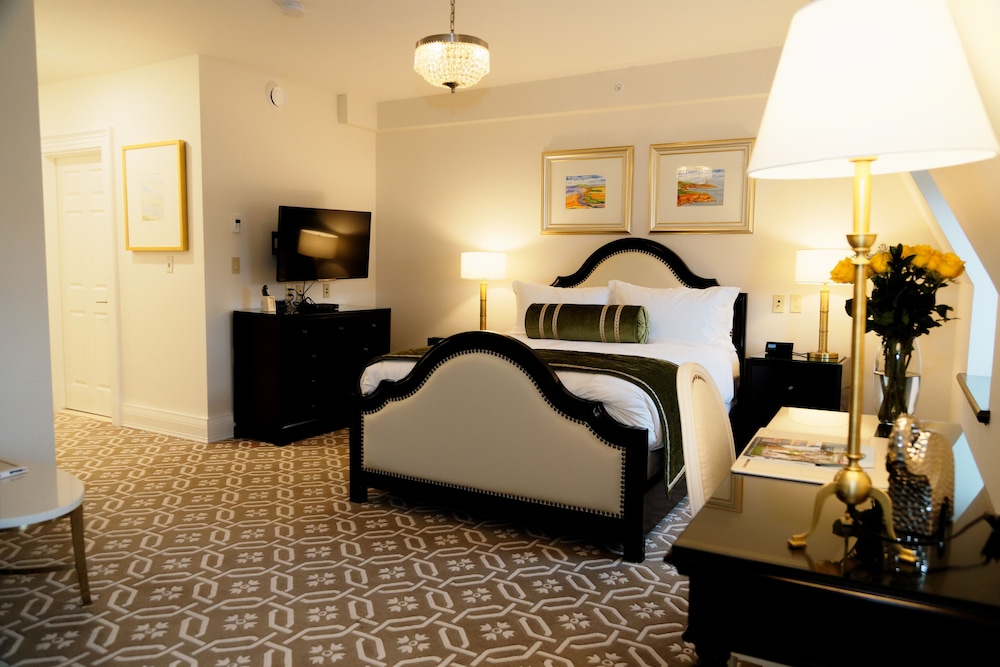 Executive Suite, 1 Queen Bed photo 2