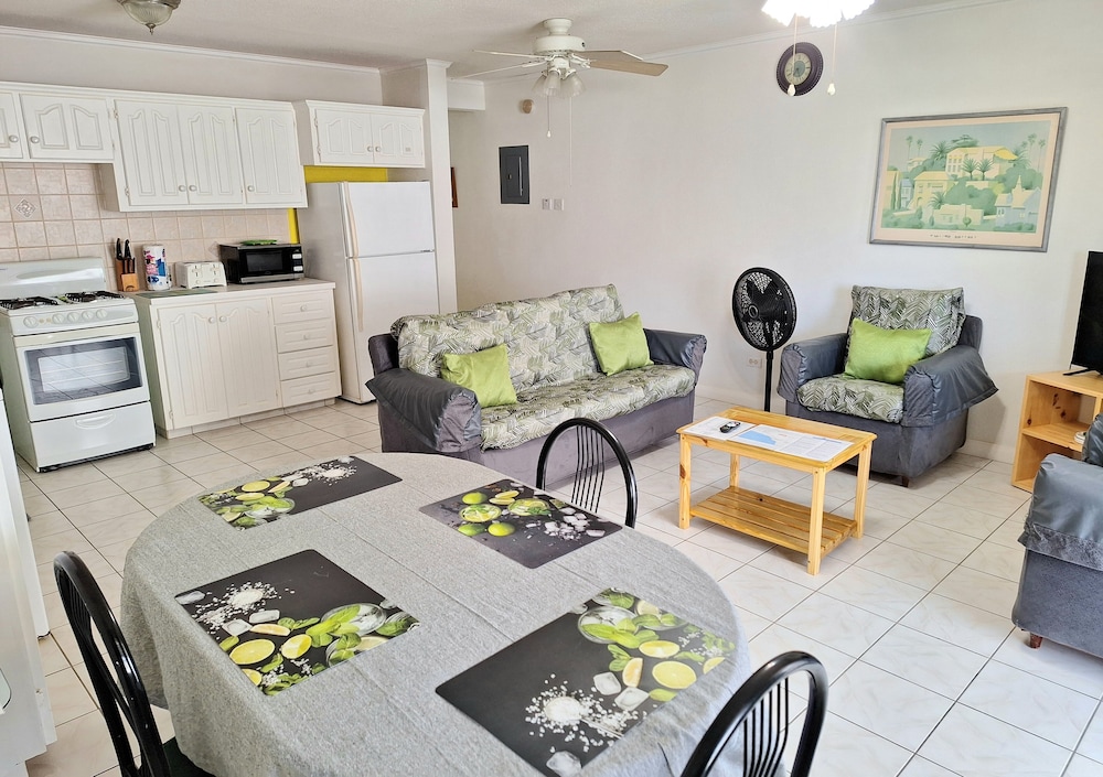 Deluxe Apartment (1 Bedroom)