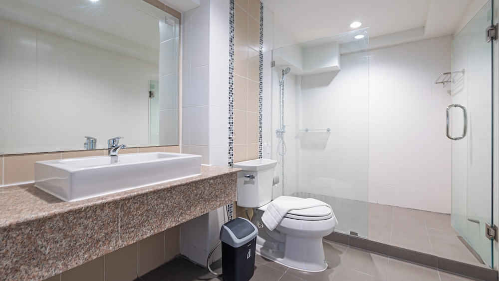 Luxury Triple Room - Photo 8
