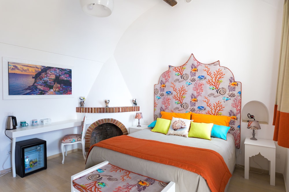 Classic Room, Partial Sea View photo 3