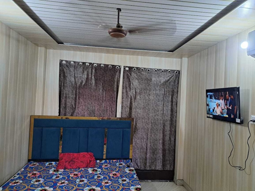 Shared Dormitory