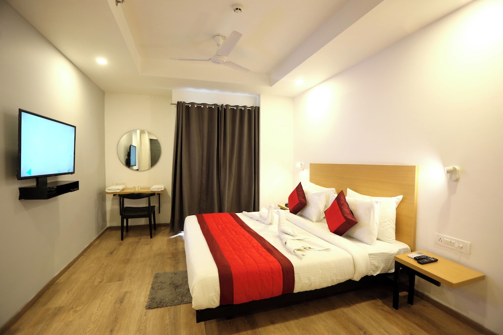 Deluxe Room - Photo 4