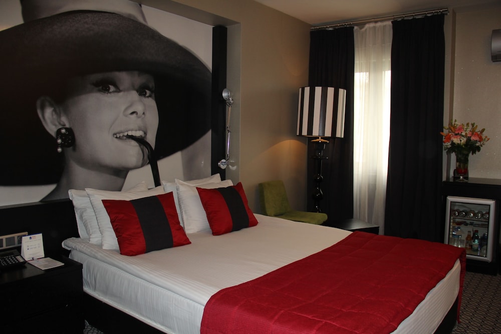 Standard Double or Twin Room - Photo 5