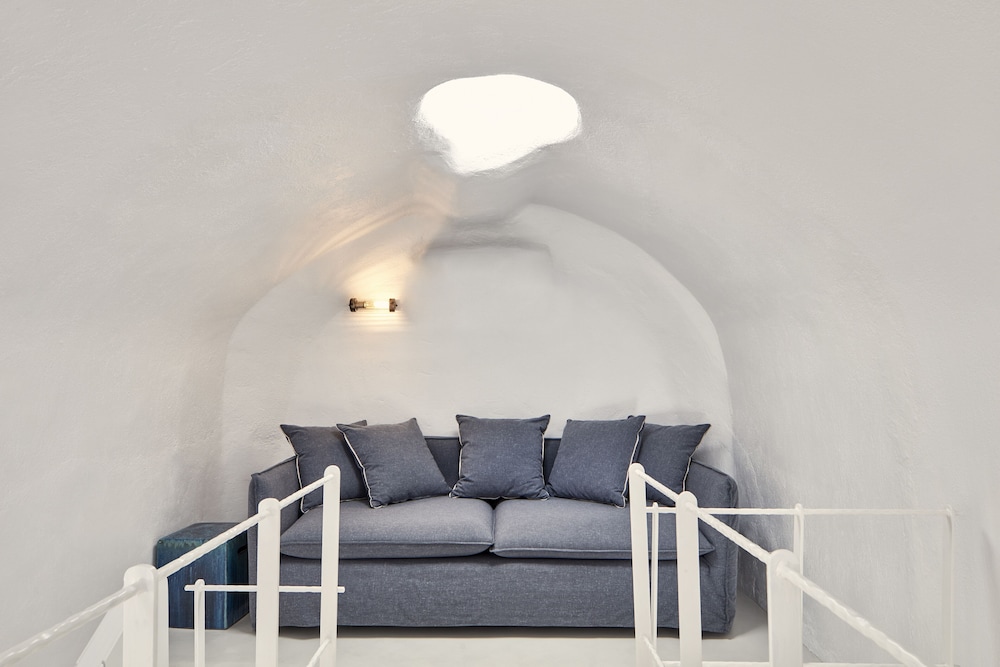 Suite (Cave 3) - Photo 3