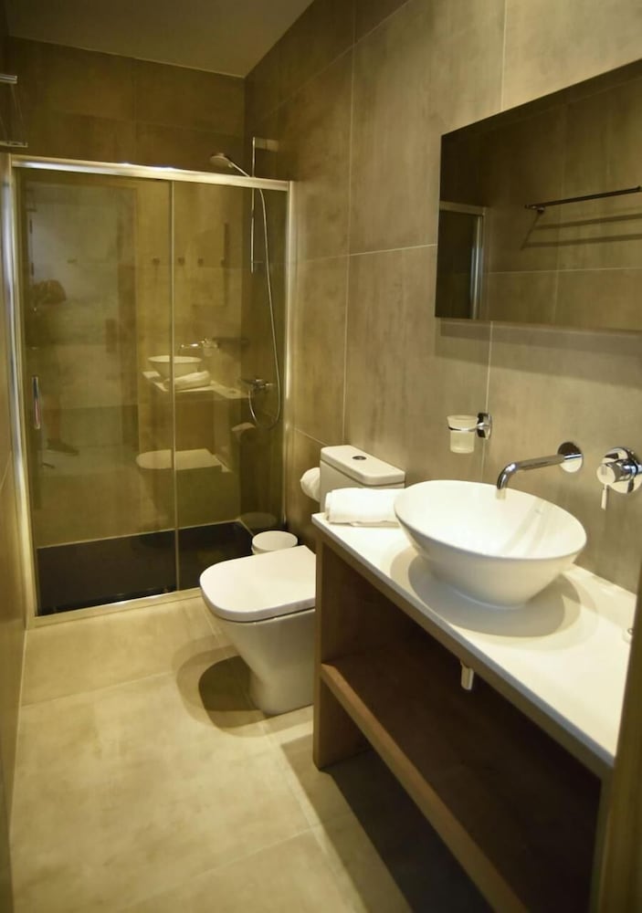 Double Room, Balcony, Partial Sea View - Photo 18