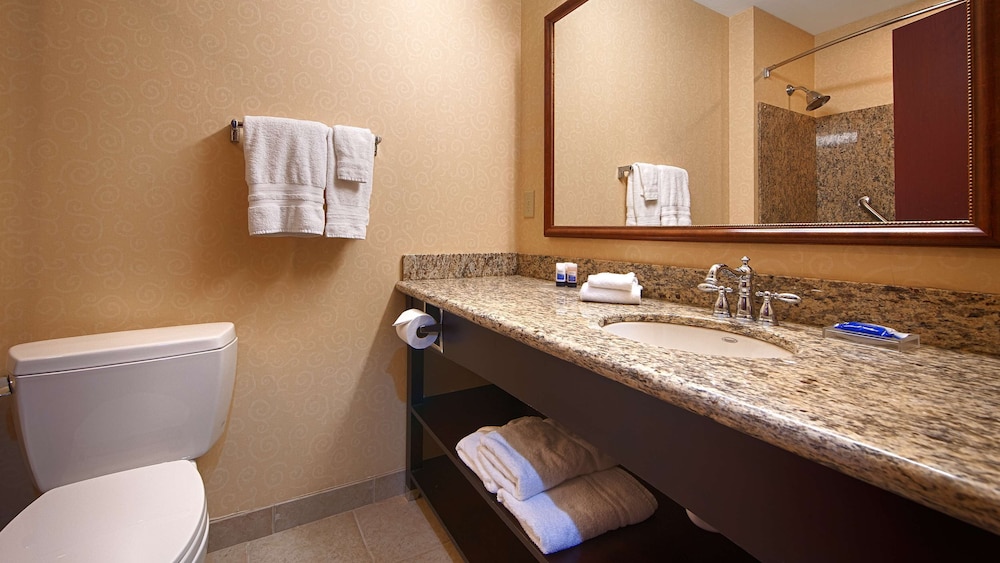 Standard Room, 2 Queen Beds, Non Smoking, Refrigerator photo 2