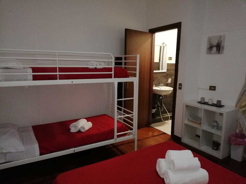 Classic Quadruple Room