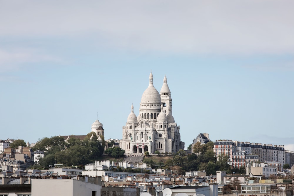 Chambre sous les toits - Vue Sacré Coeur