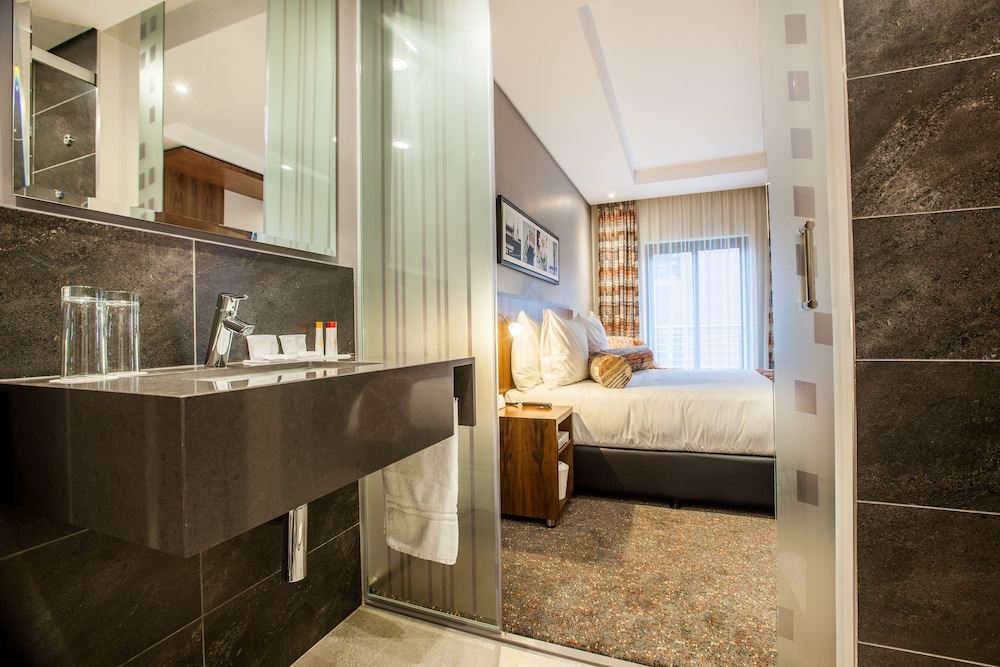 Double Room, Non Smoking photo 3