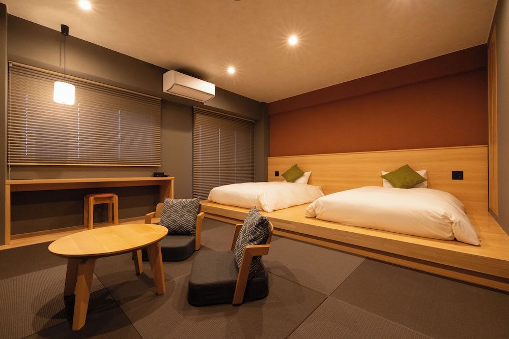 Standard Twin Room, Non Smoking, City View