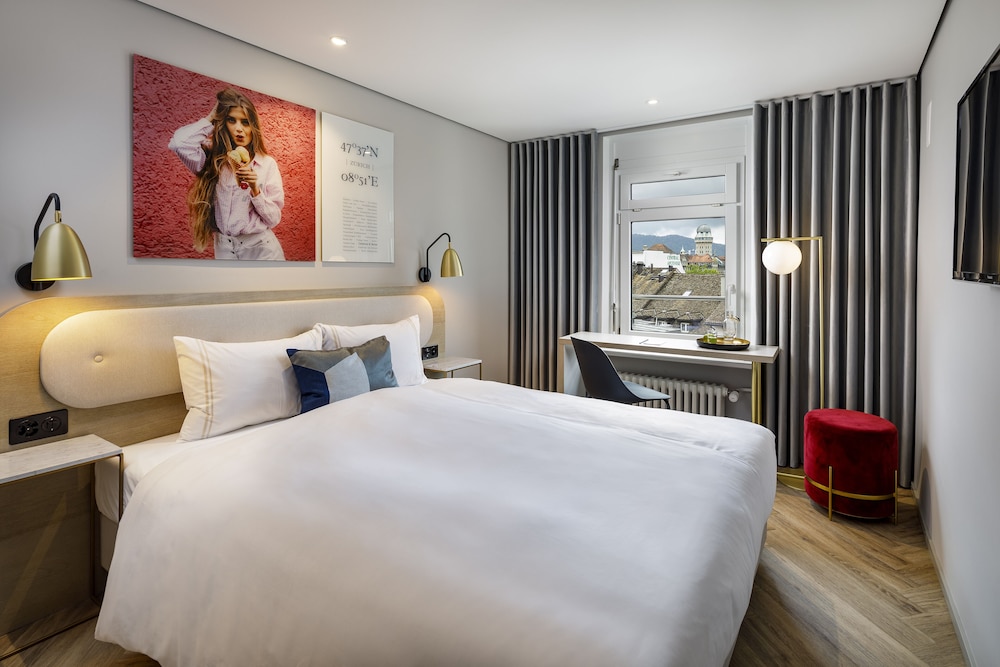 Double Room, 1 King Bed - Photo 7