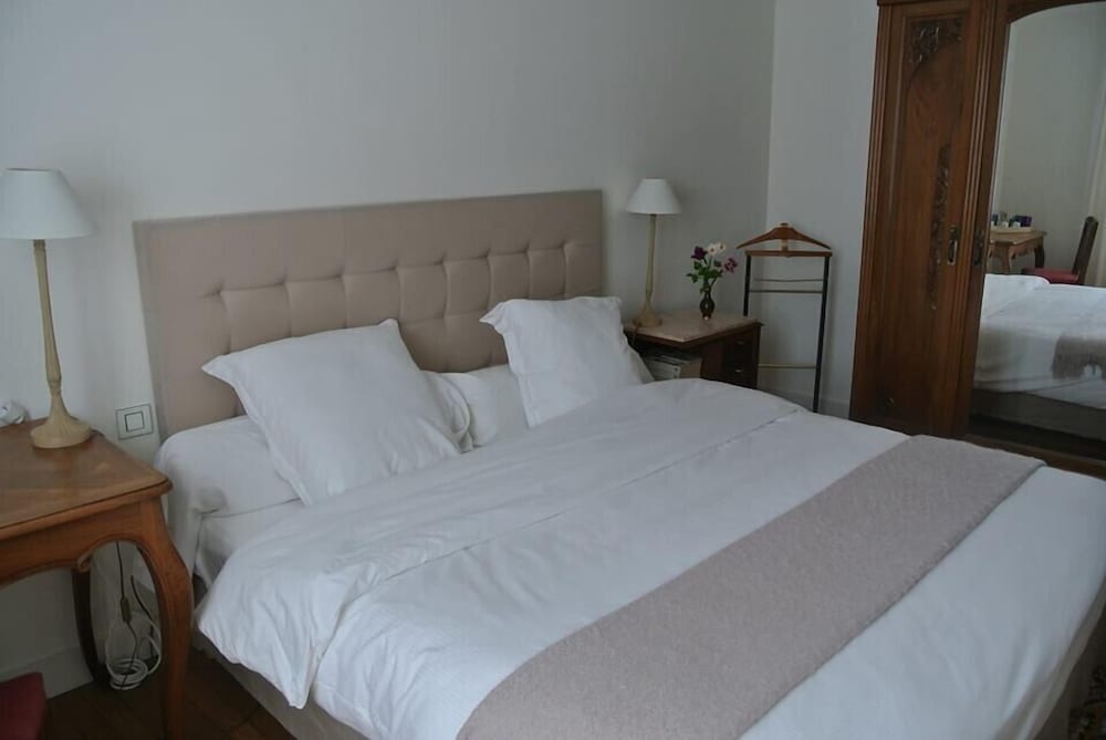 Double Room, Non Smoking (Les Tilleuls) photo 1