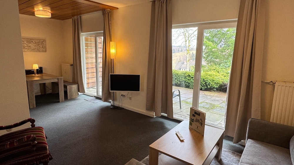 Apartment photo 2