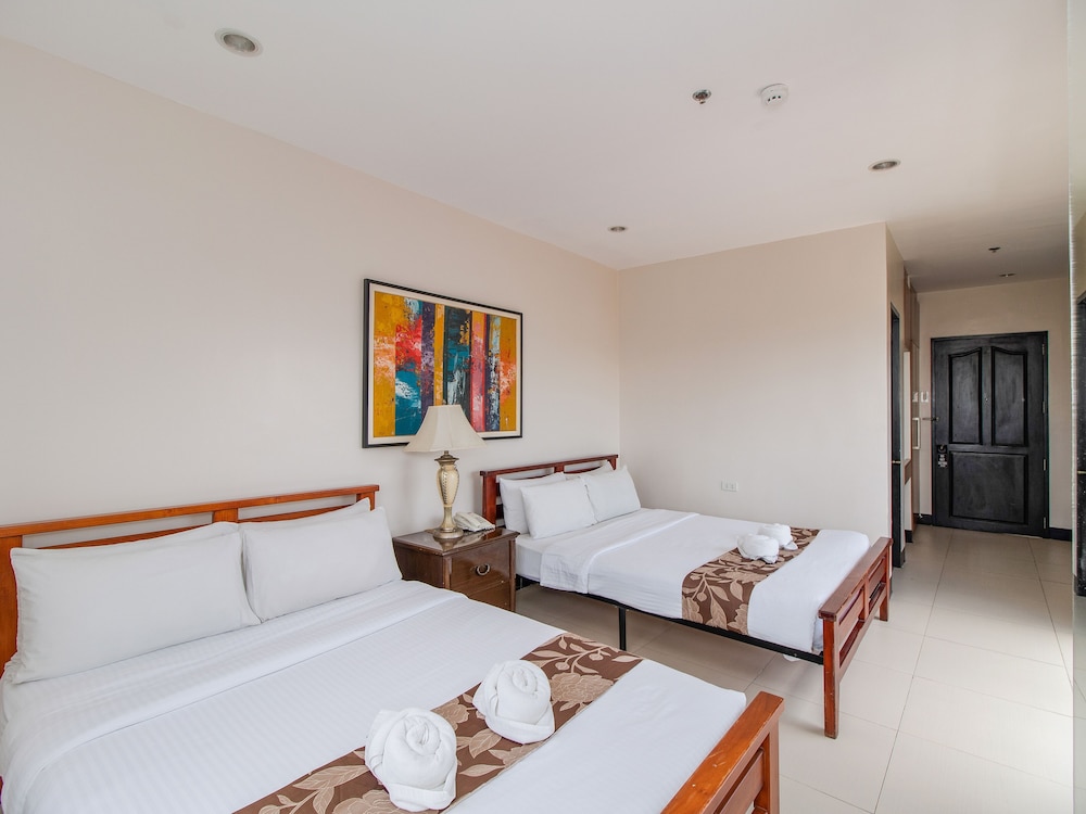 Quadruple Room photo 2