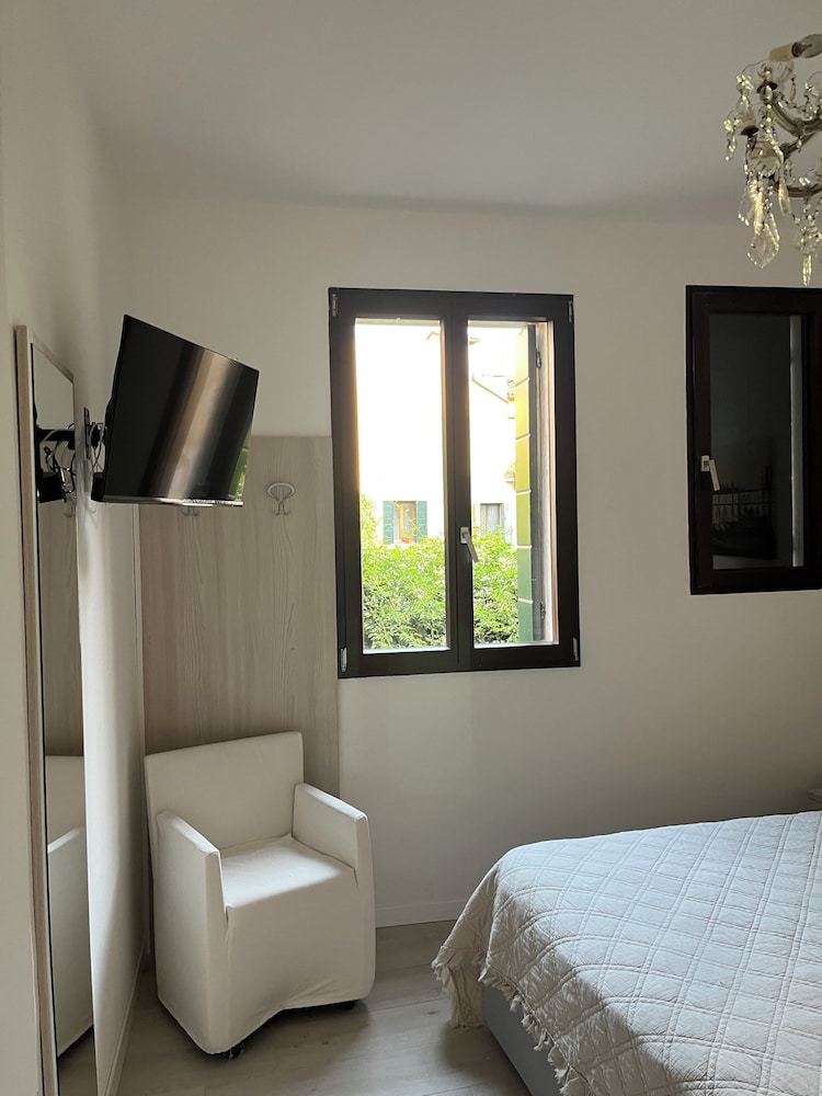 Standard Double Room, Garden View photo 2