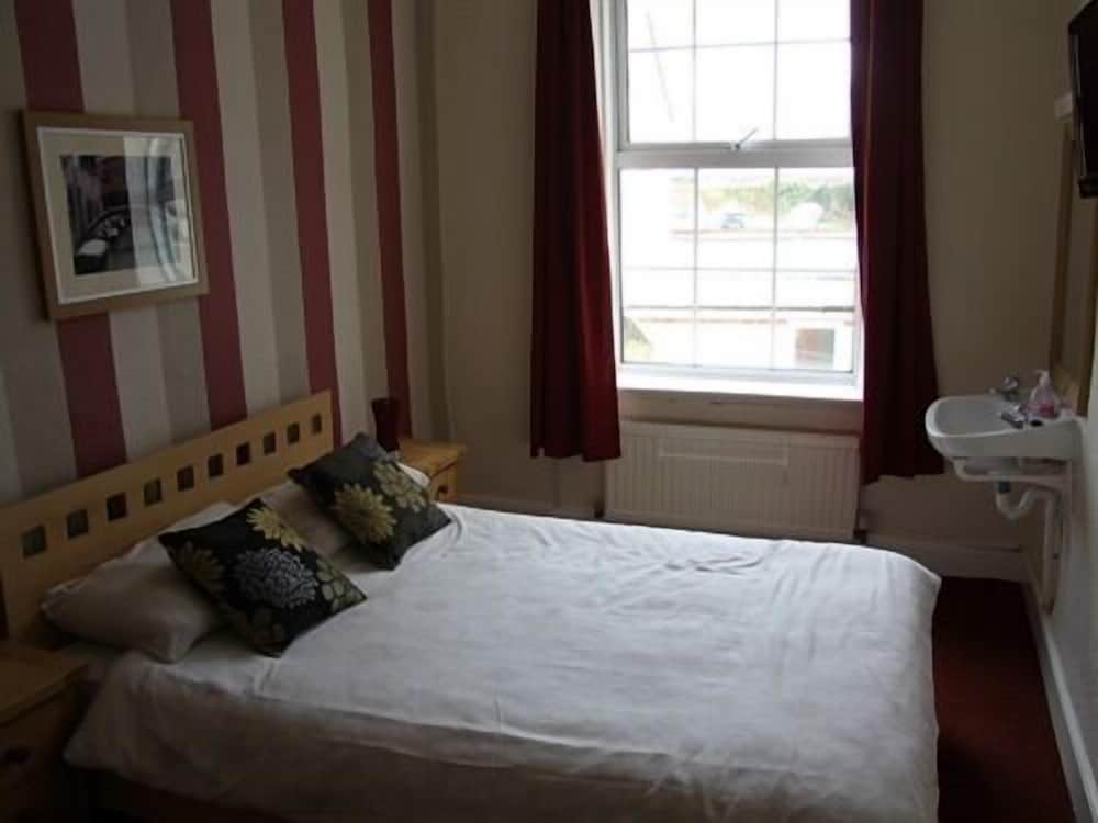 Double Room, Shared Bathroom photo 3