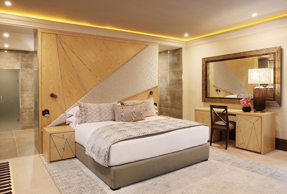 Suite (Nelson Mandela Platinum Suite)