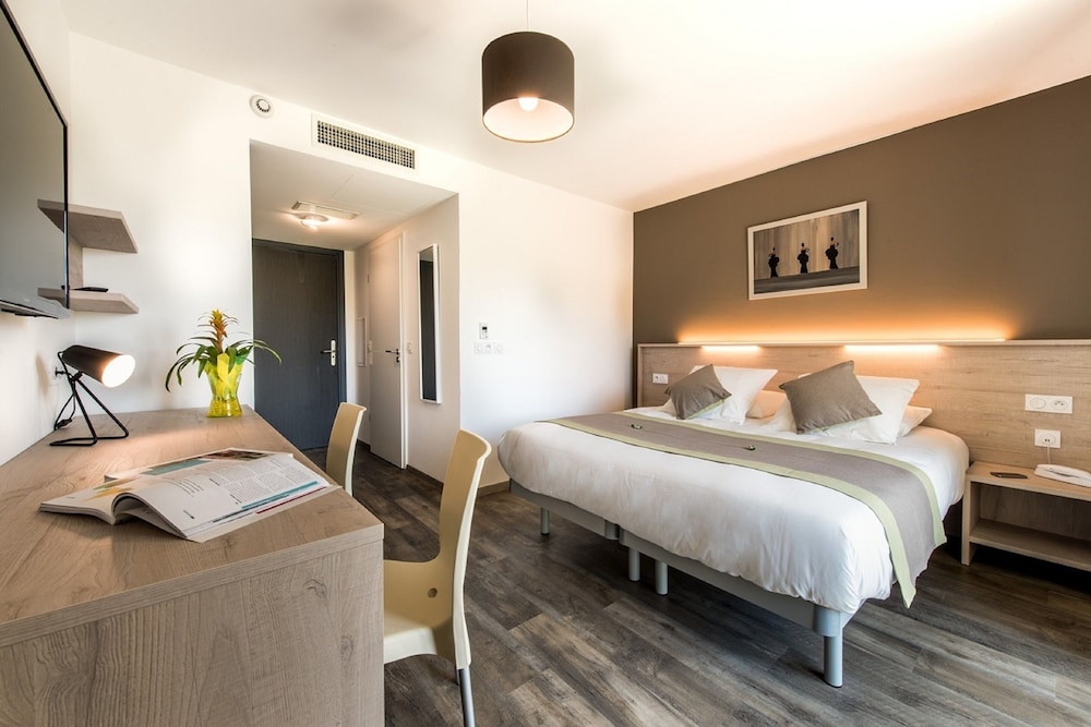 Double or Twin Room photo 2