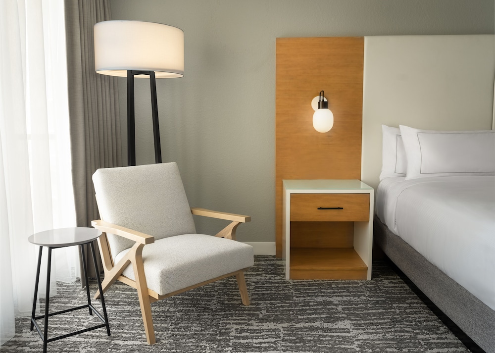 Enhanced Oceanview King Suite