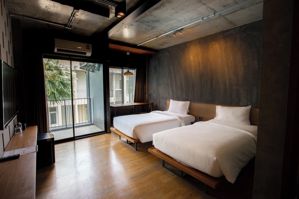 Loft Twin Bed - Photo 11