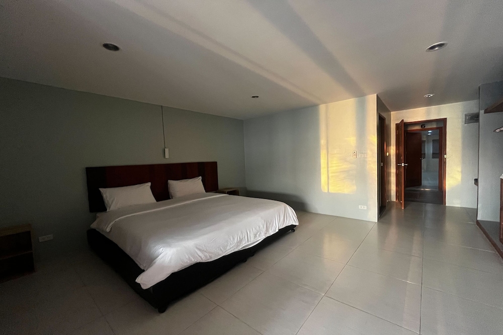 Standard Double Room, Sea View - Photo 25