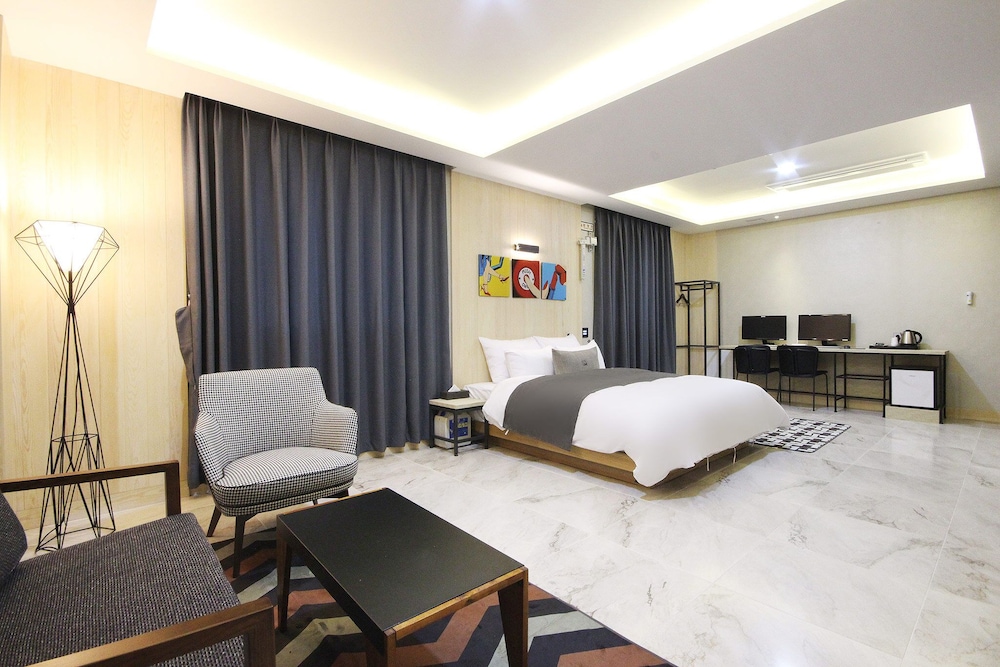 Business Room