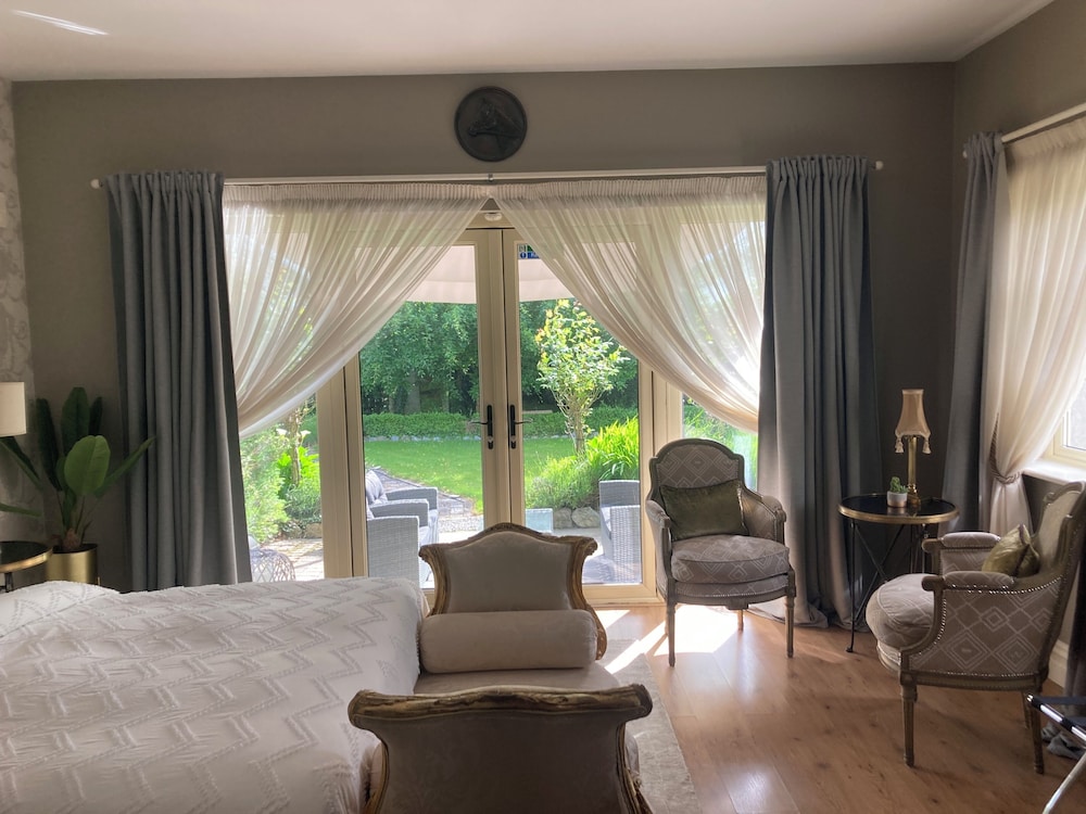 Deluxe Triple Room (Room 1) photo 2