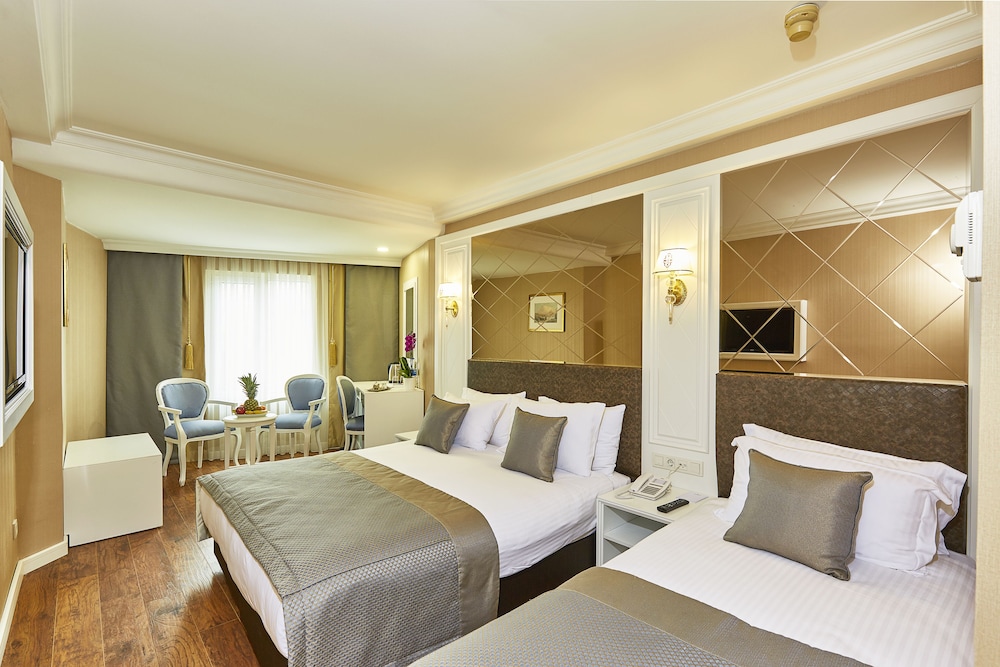 Superior Double or Twin Room photo 1