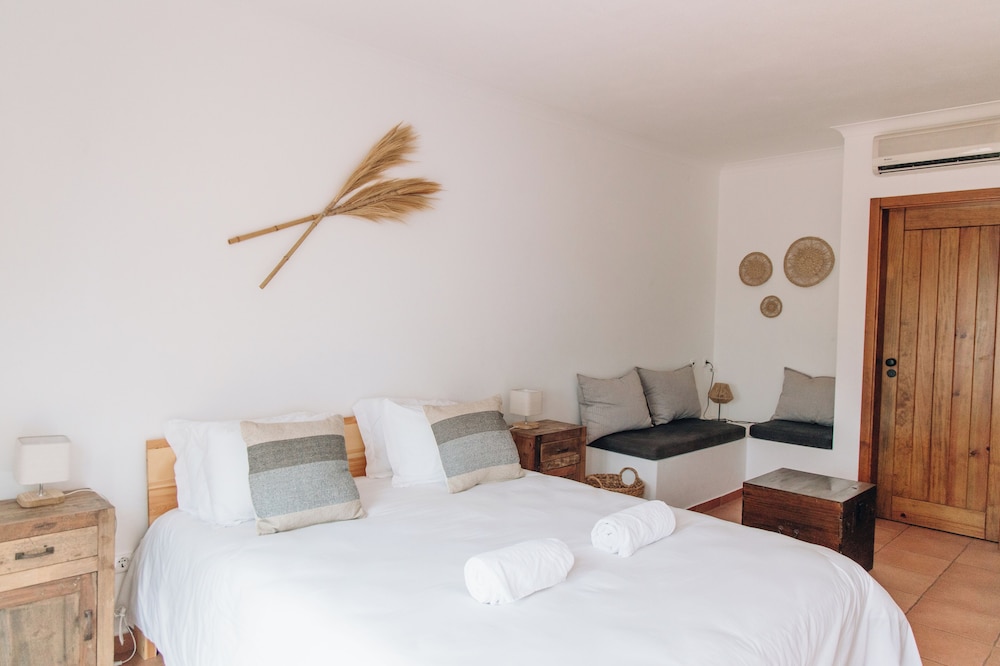 Superior Double Room, Pool View photo 1