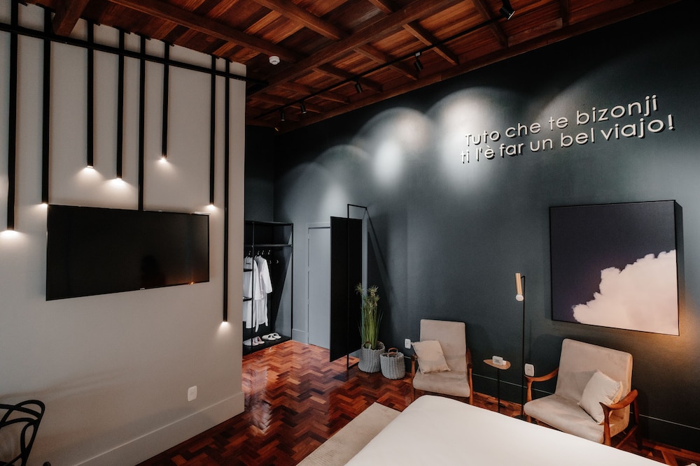 Suite 07 com banheira de hidromassagem photo 1