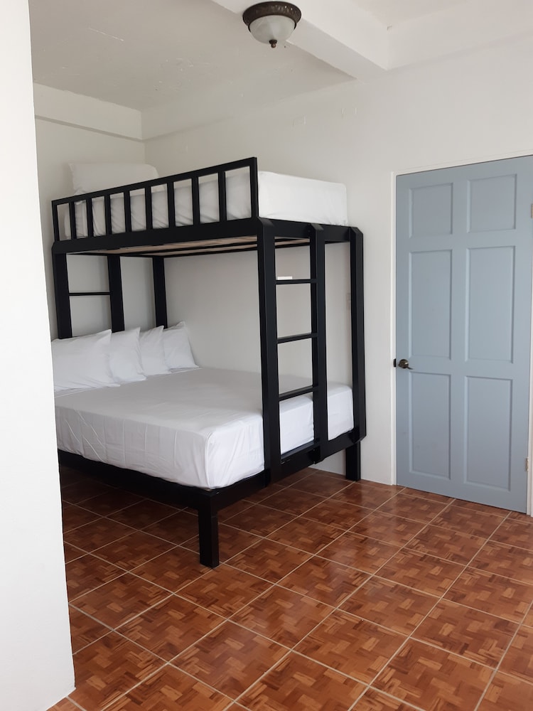 Room 6 Bunk Bed photo 1