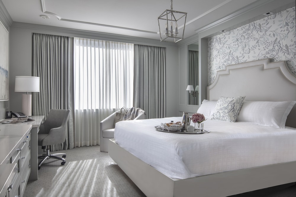 Superior Room, 1 King Bed, Tower - Photo 1