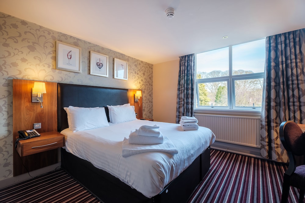 Executive Room, Multiple Beds, Non Smoking - Photo 2