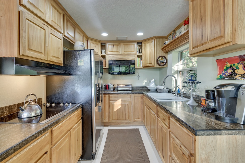 House (2 Bedrooms) photo 2