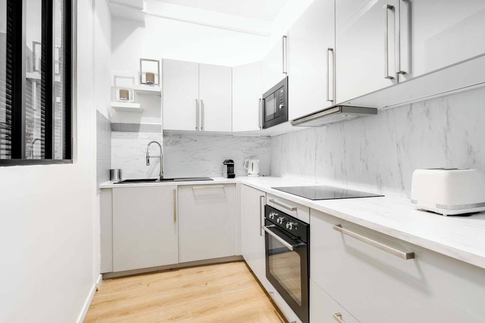 Apartment photo 3