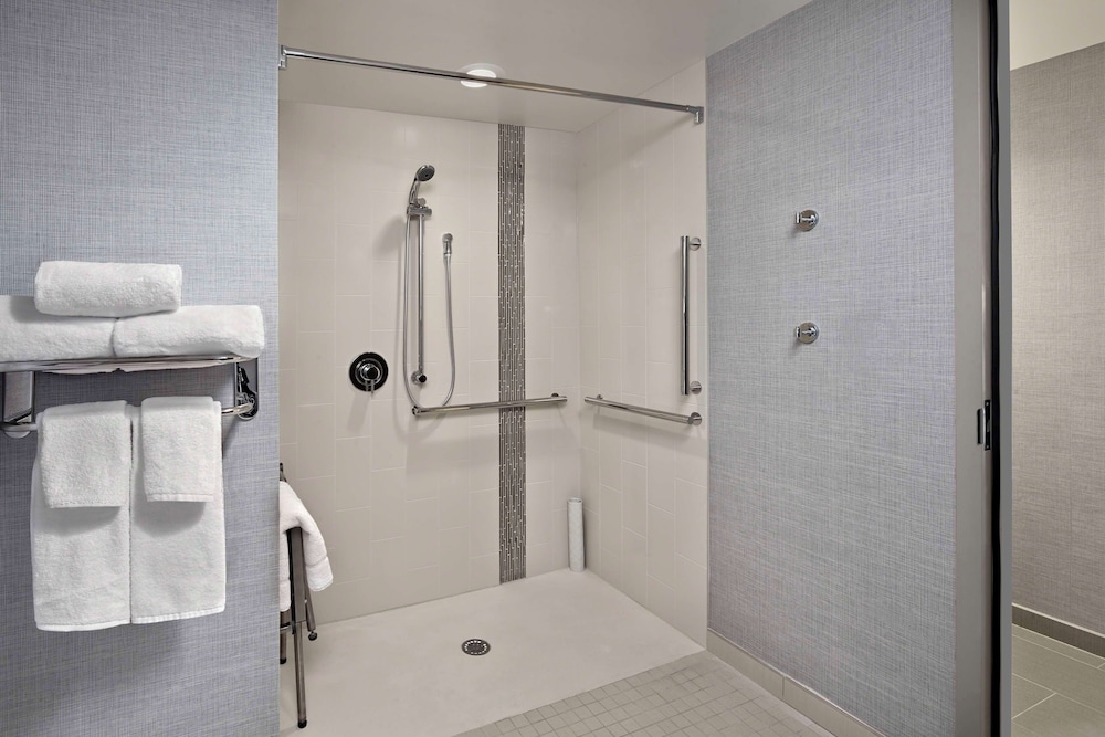 Hyatt Place Warwick/Providence Airport, Photo 2